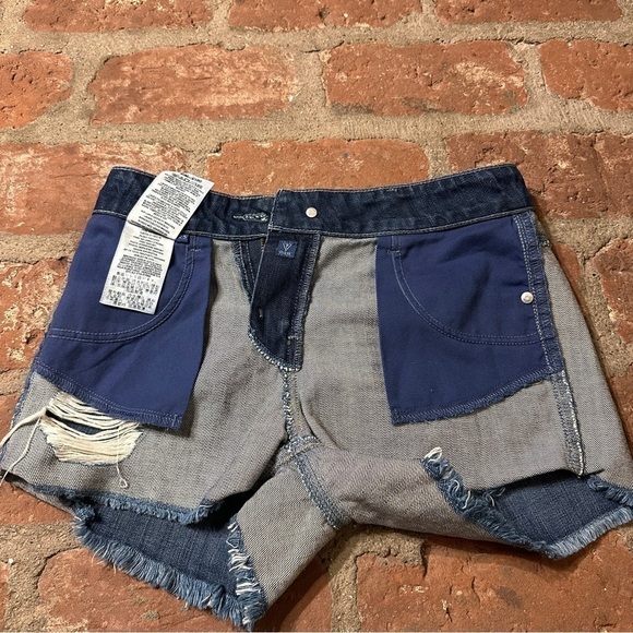Guess Jeans size 25 distressed destroyed Cutoff Denim Jean Short Shorts - Picture 12 of 15